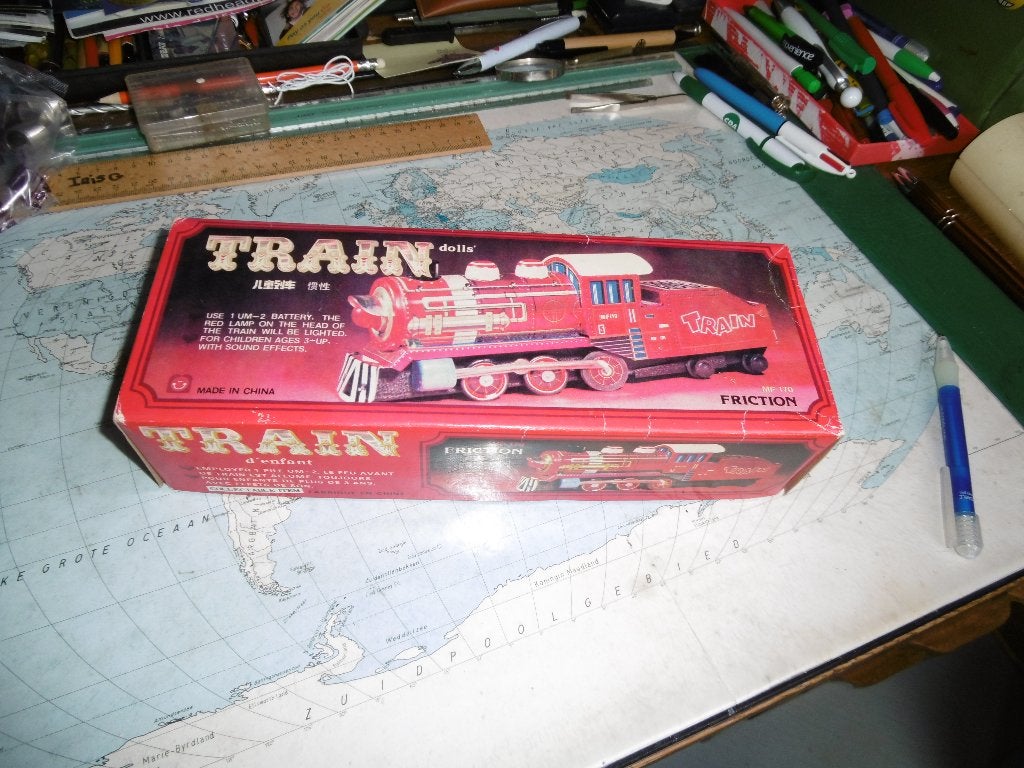 Train van blik en oud, Verzenden