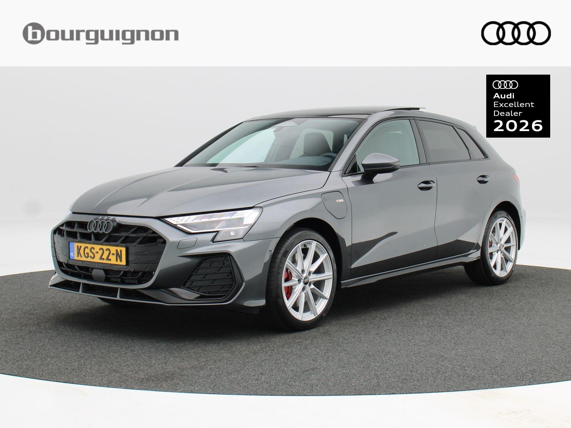 Audi A3 Sportback 45 TFSI e | S edition Competition | | 18 i