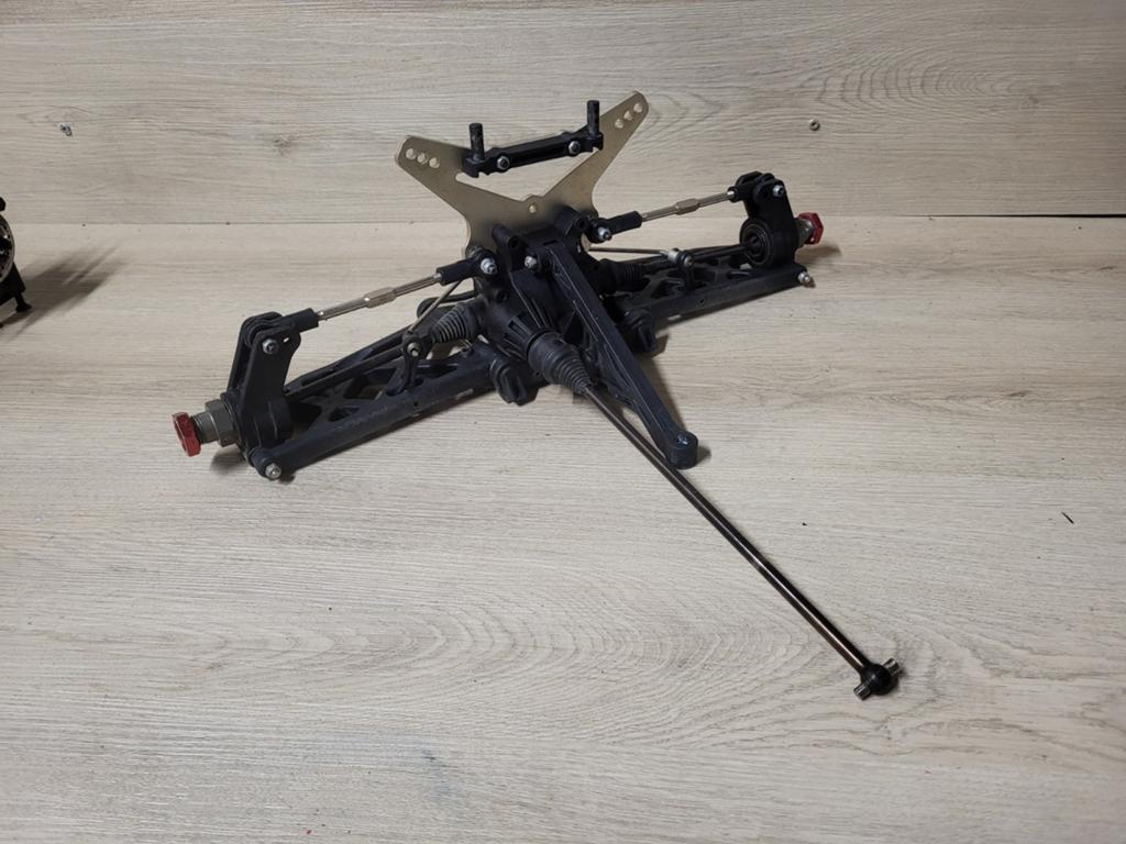 Losi 5ive T complete achter ophanging, Benzine, Ophalen of Verzenden, Zo goed als nieuw, Onderdeel