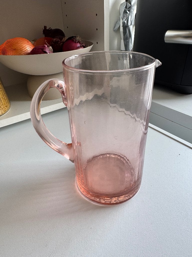 Roze karaf / waterkan van glas Loods 5, Glas of Glazen, Ophalen of Verzenden, Overige stijlen, Glas