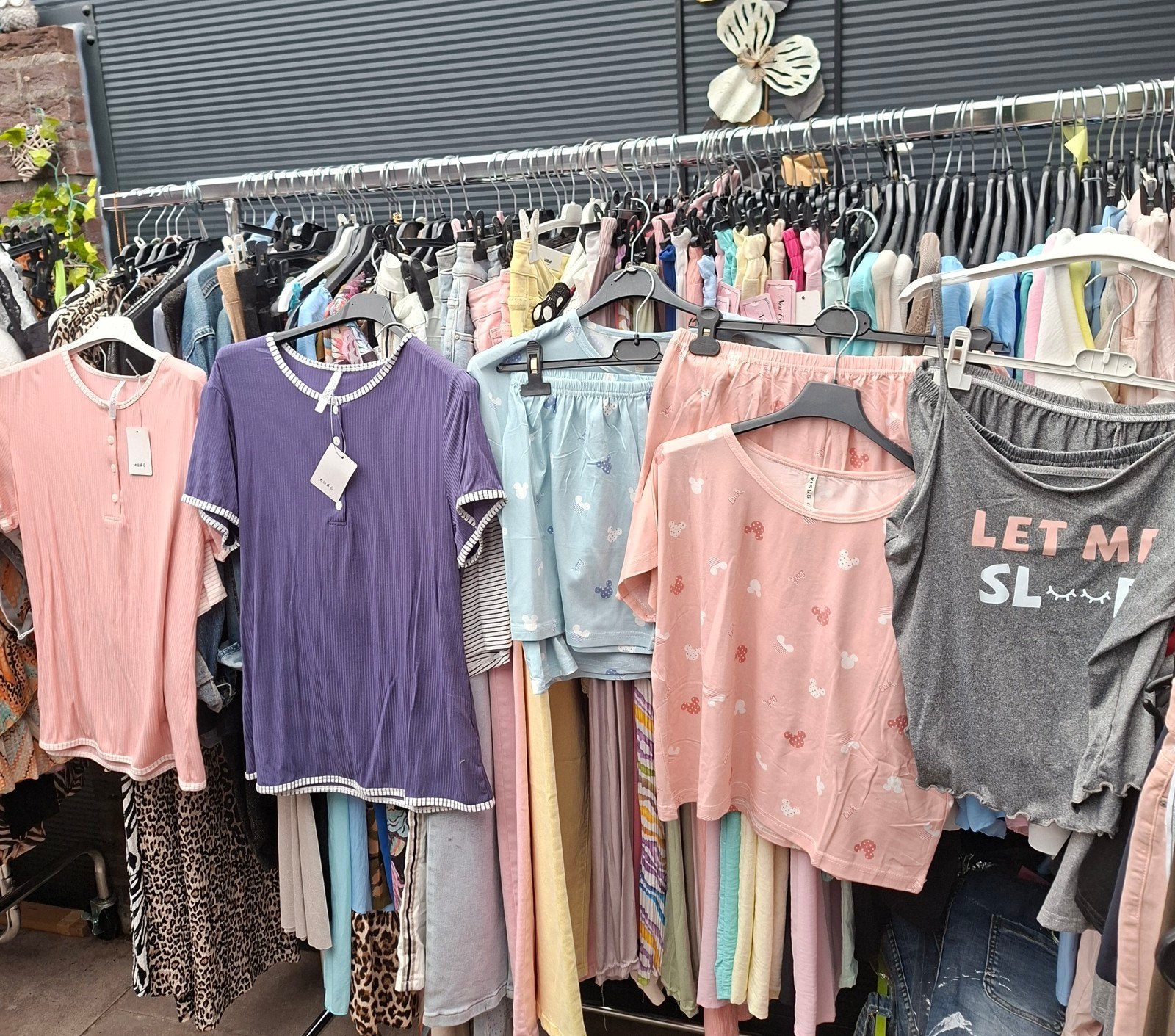 Restpartij 13 setjes Dames 2-delige Pyjama's, Ophalen, Nieuw