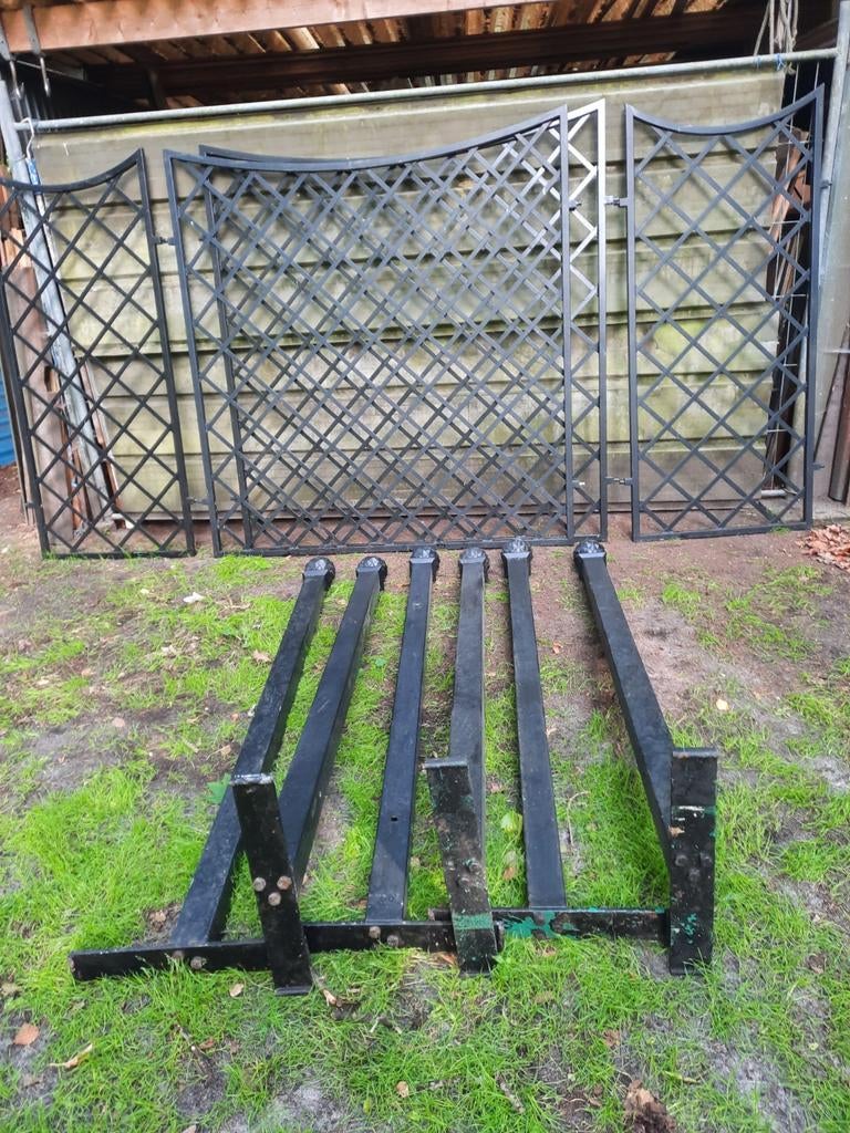 2 keer 180x170  2x180x85 en6 palen 2 m hoog, Tuin en Terras, Tuinhekken en Hekwerk, Ophalen, Zo goed als nieuw, IJzer