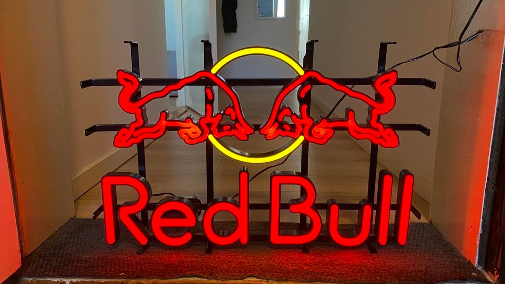 Neon Red Bull, Ophalen, Zo goed als nieuw, Lichtbak of (neon) lamp