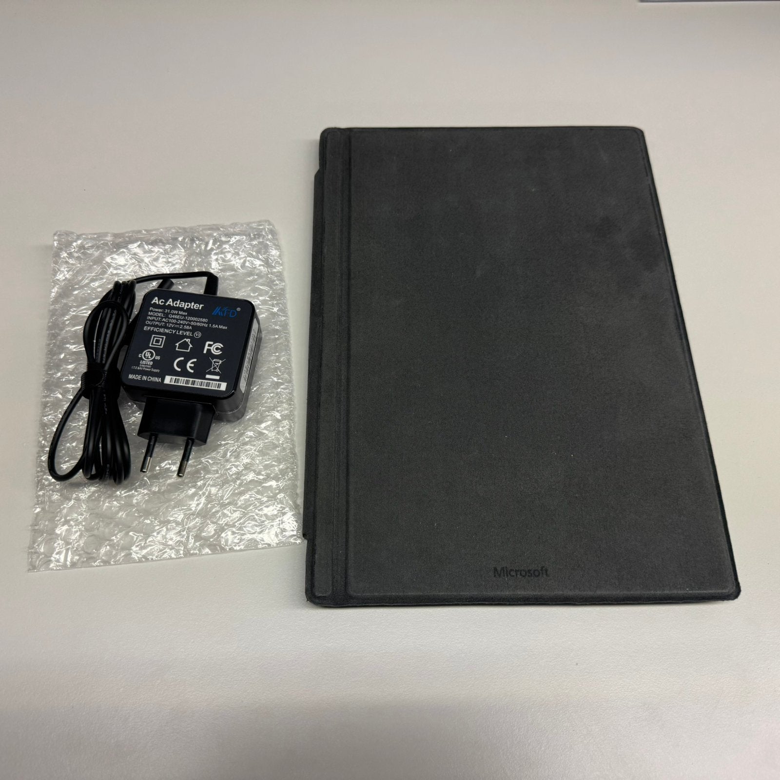 Microsoft Surface Pro 7 + Type Cover | Windows 11, Ophalen of Verzenden, Zo goed als nieuw, 12 inch