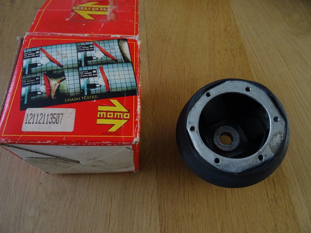 Momo stuurnaaf Nissan, Ophalen of Verzenden, Gebruikt, Nissan
