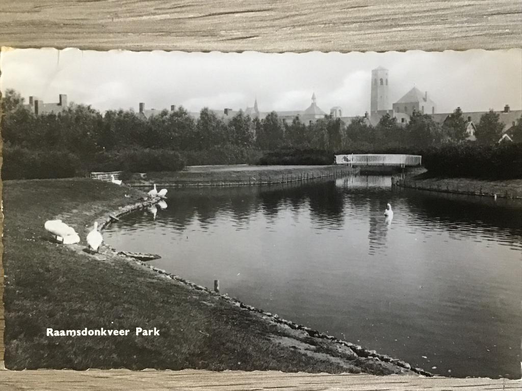 Raamsdonkveer Park 1963, Verzamelen, Ansichtkaarten | Nederland, Verzenden, 1960 tot 1980, Gelopen, Noord-Brabant