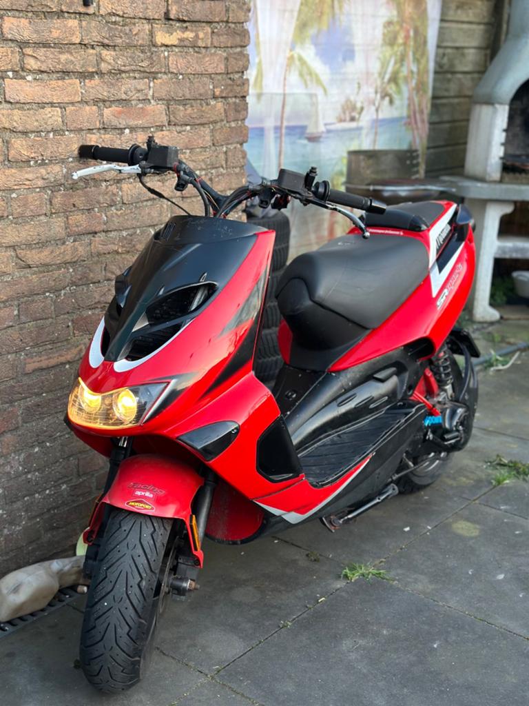 Aprilia SR 50., Tweetakt, Gebruikt, Maximaal 45 km/u, SR 50