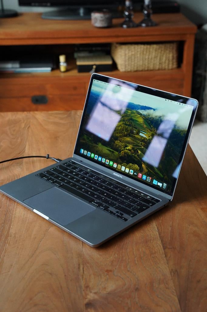 Apple MacBook Pro 13-inch (2020) i5/8GB/256GB SSD, Computers en Software, Apple Macbooks, Zo goed als nieuw, MacBook Pro, 13 inch
