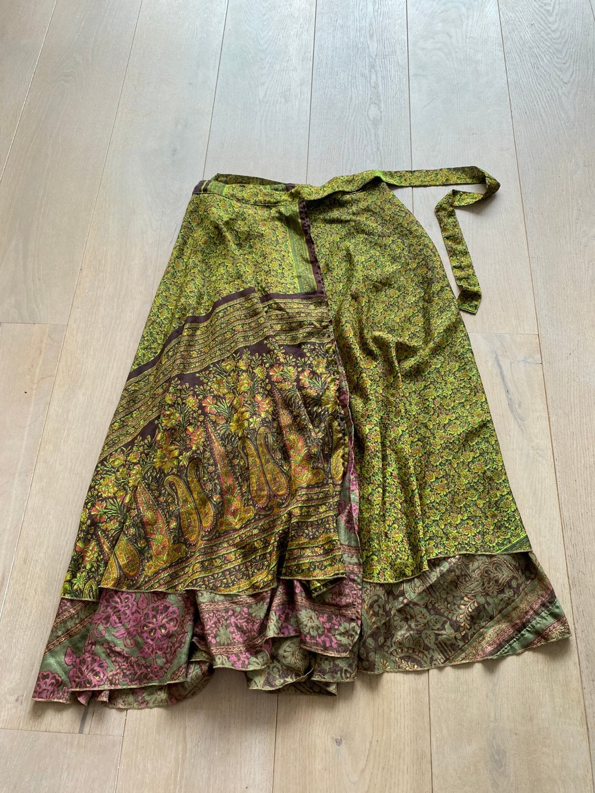 Wikkelrok one size, Maat 38/40 (M), Ophalen of Verzenden, Zo goed als nieuw, Onder de knie