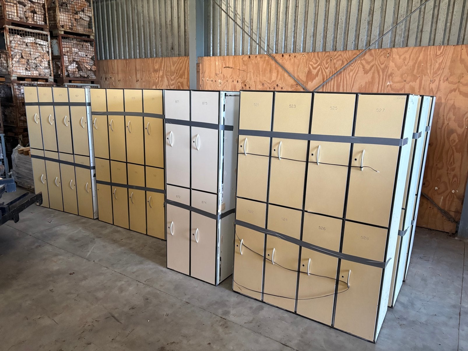 Kleding lockers/ kluisjes, Ophalen, Kunststof, 100 tot 150 cm, .