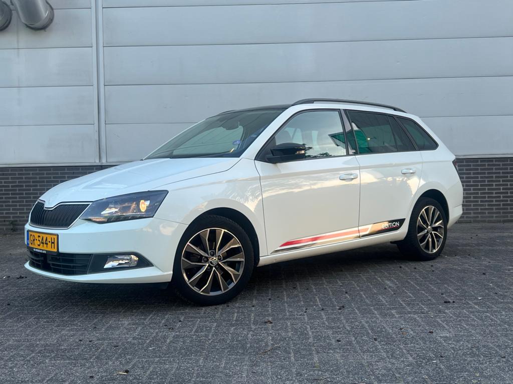 Skoda Fabia 1.2 TSI | Pan-dak | Carplay | Clima | stoelverwa, Auto's, Stof, 40 €/maand, Wit, Origineel Nederlands