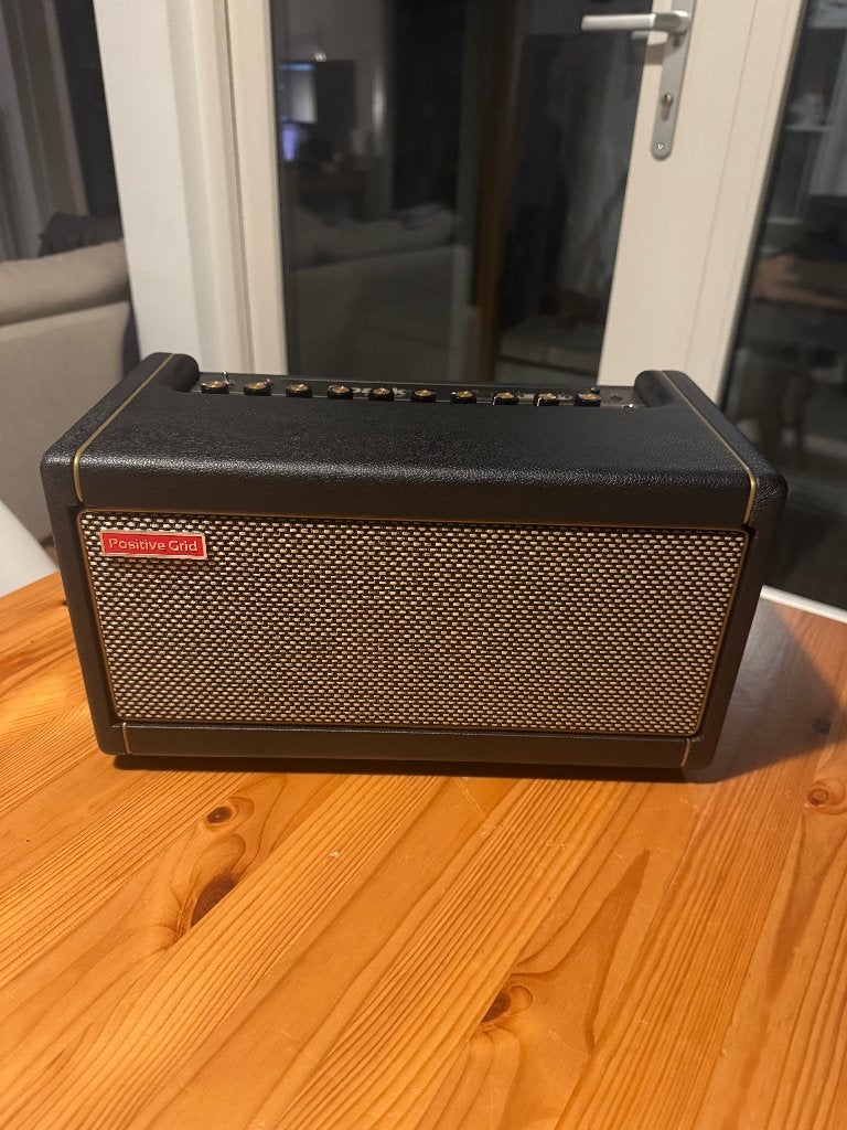 Positive Grid Spark 40 guitar amplifier - As good as new, Ophalen of Verzenden, Zo goed als nieuw, Gitaar, Minder dan 50 watt