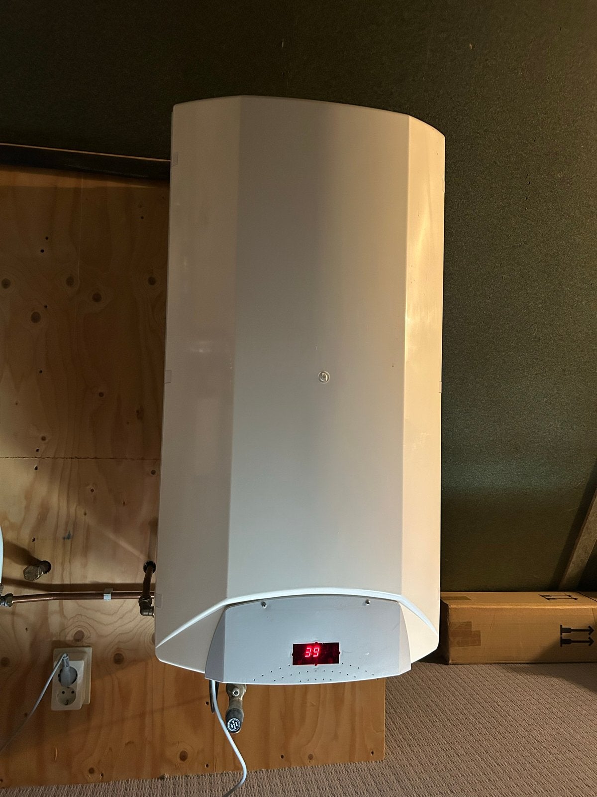 Goed werkende zonneboiler, Cv-ketel of Combi-ketel, Minder dan 60 cm, Ophalen of Verzenden, Zo goed als nieuw