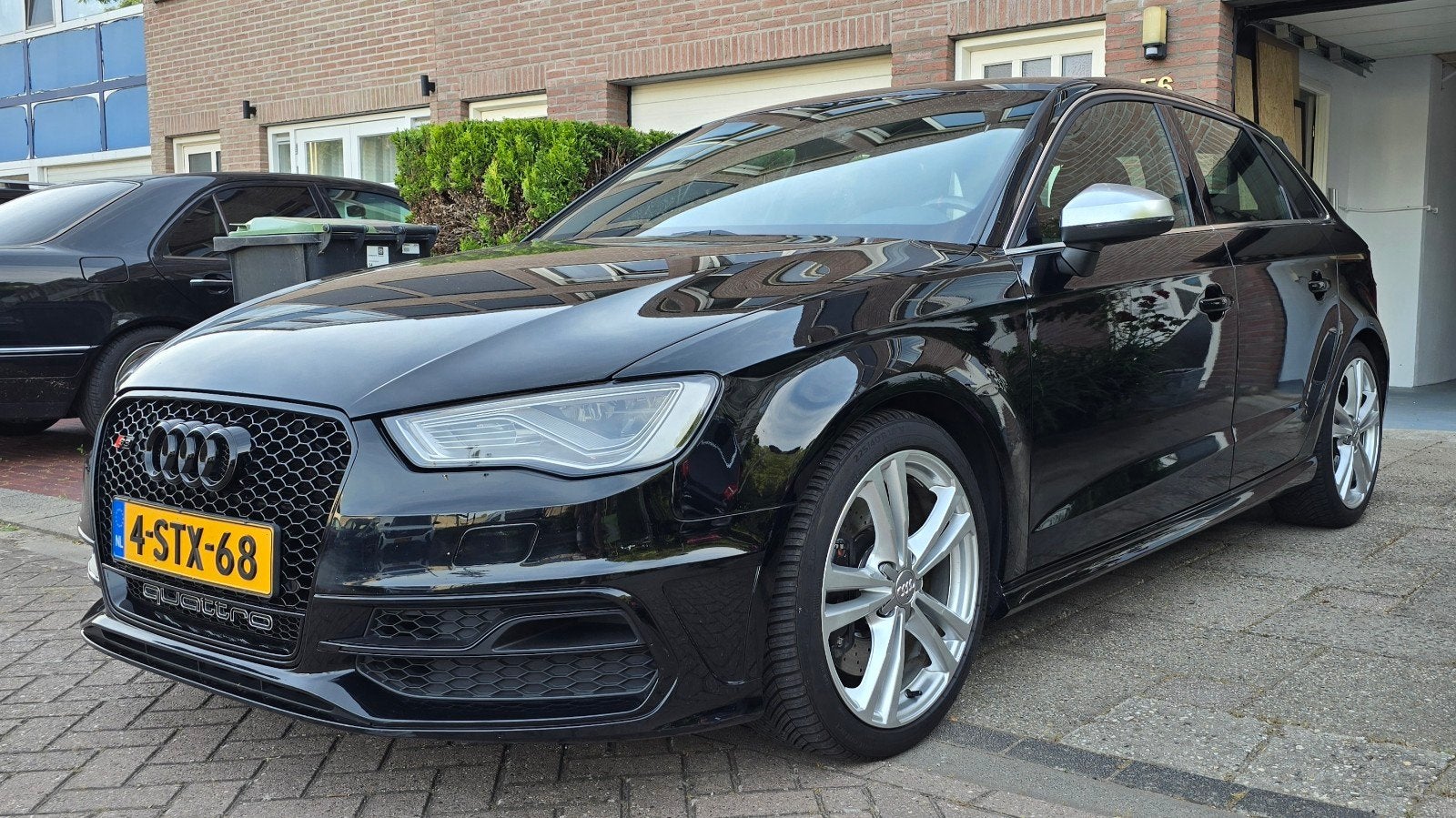 UNIEK Audi S3 2.0 Tfsi lage km NL auto Handgeschakeld, Auto's, Audi, S3, Bi-Xenon koplampen, 4 cilinders, 1984 cc