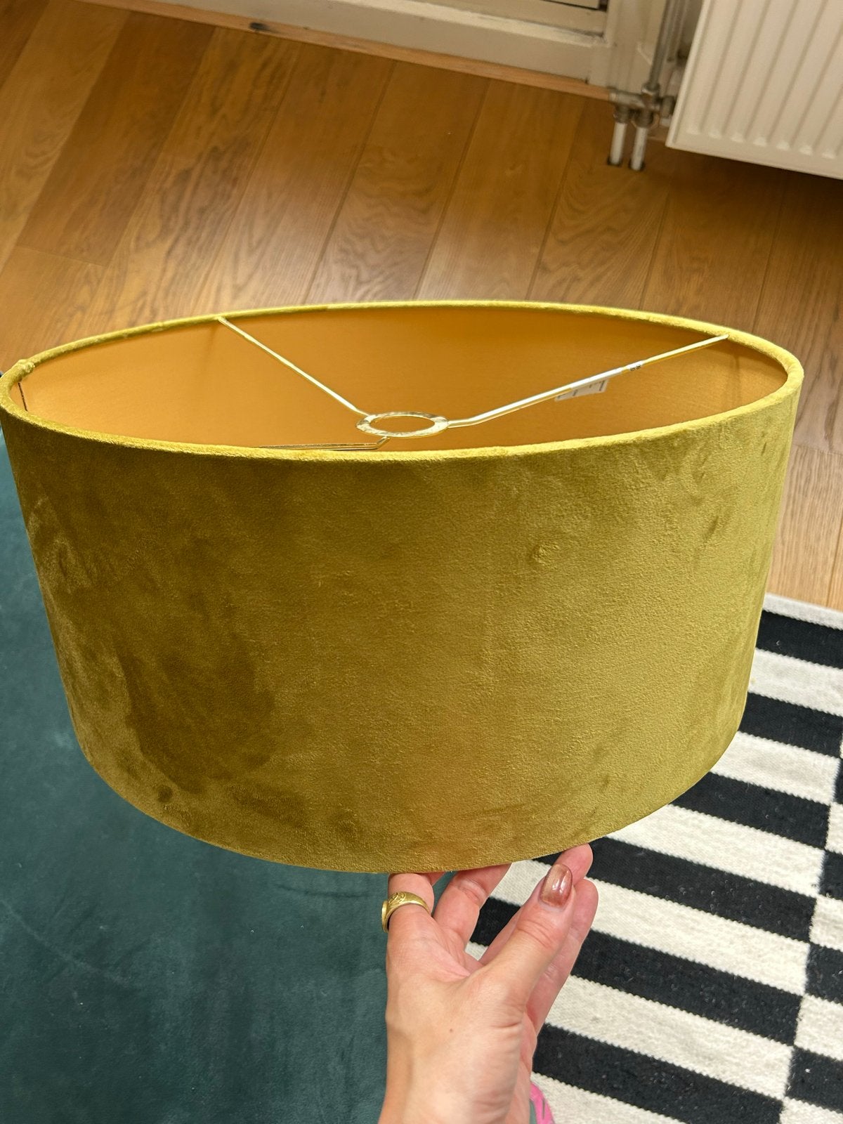 Mosterdgele fluwelen lampenkap - Diameter 45 cm, Rond, Ophalen of Verzenden, Zo goed als nieuw, Textiel
