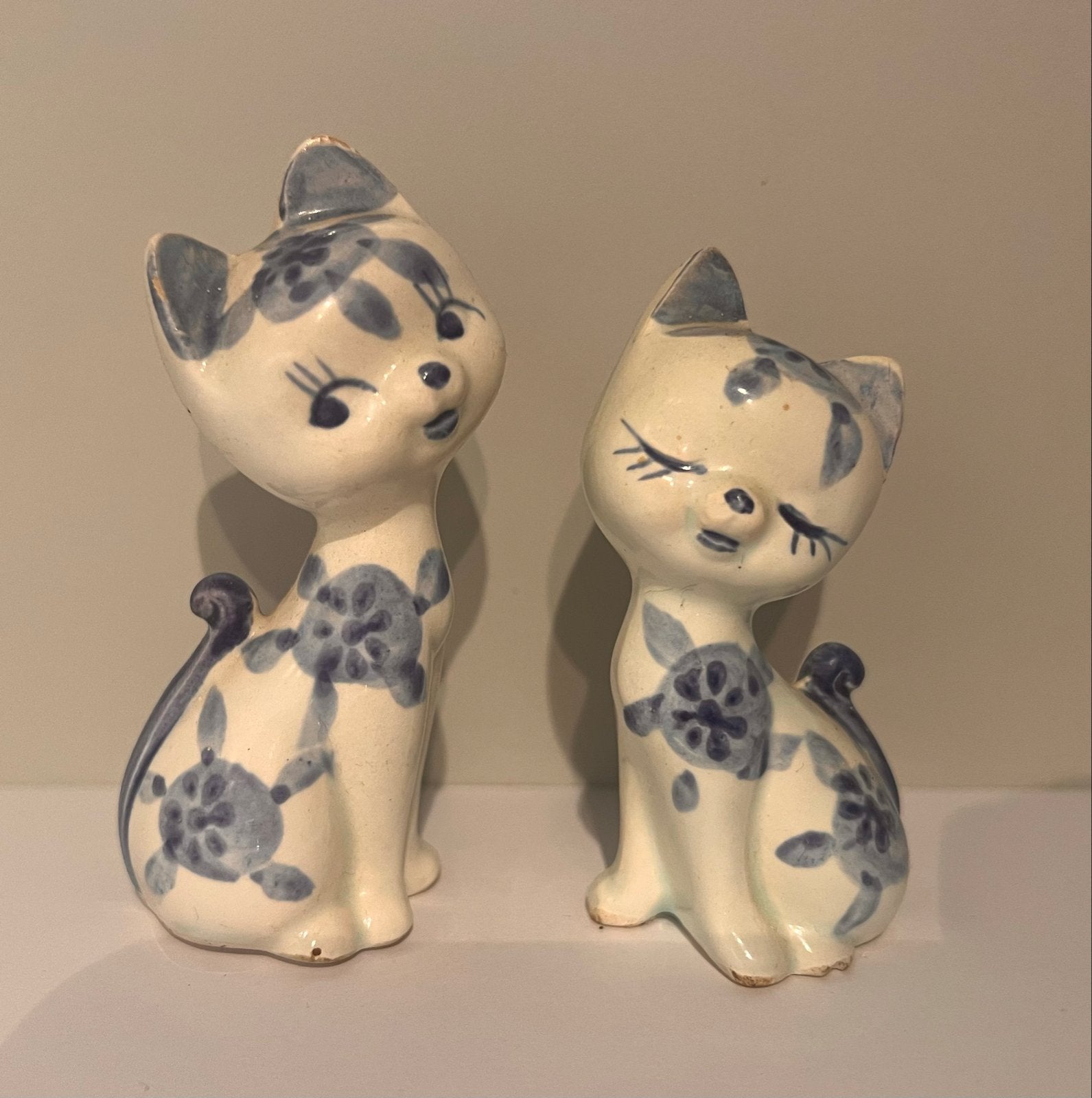 Vintage Kattenbeeldjes - Delfts Blauw Stijl Keramiek, Antiek en Kunst, Ophalen of Verzenden