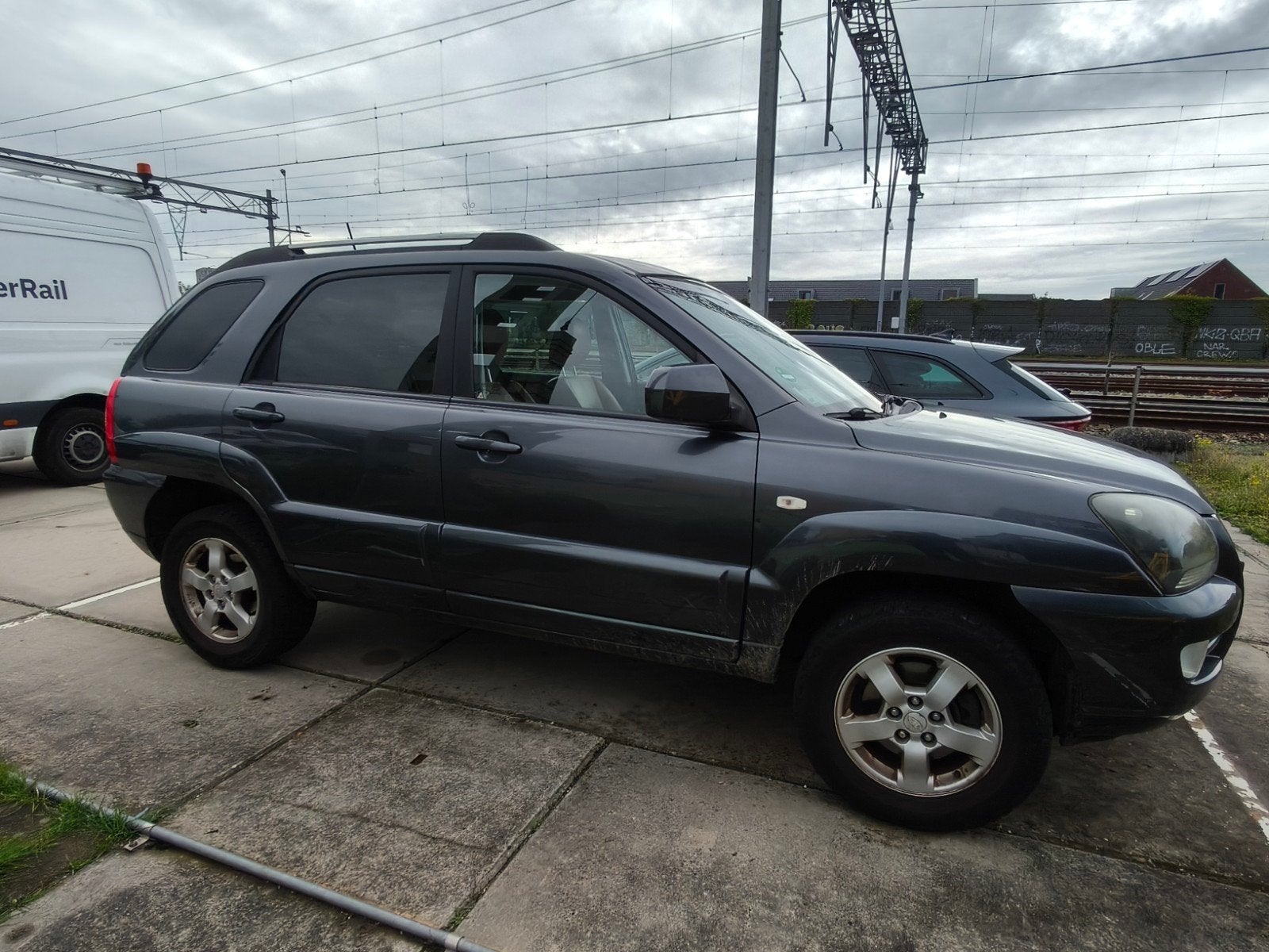 Kia Sportage 2.0 2WD 2008 Grijs, Auto's, 1442 kg, 4 cilinders, Origineel Nederlands, 75 €/maand