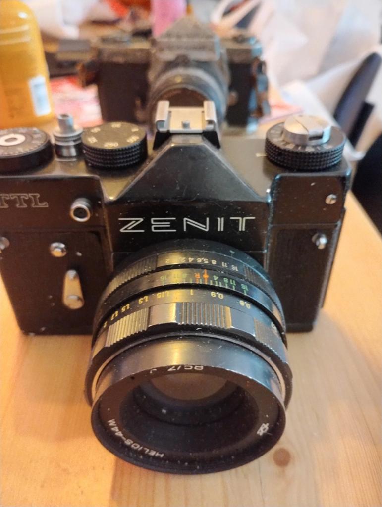 Vintage Zenit TTL Spiegelreflexcamera met Helios-44M lens, Ophalen of Verzenden, Gebruikt, Spiegelreflex, Overige Merken
