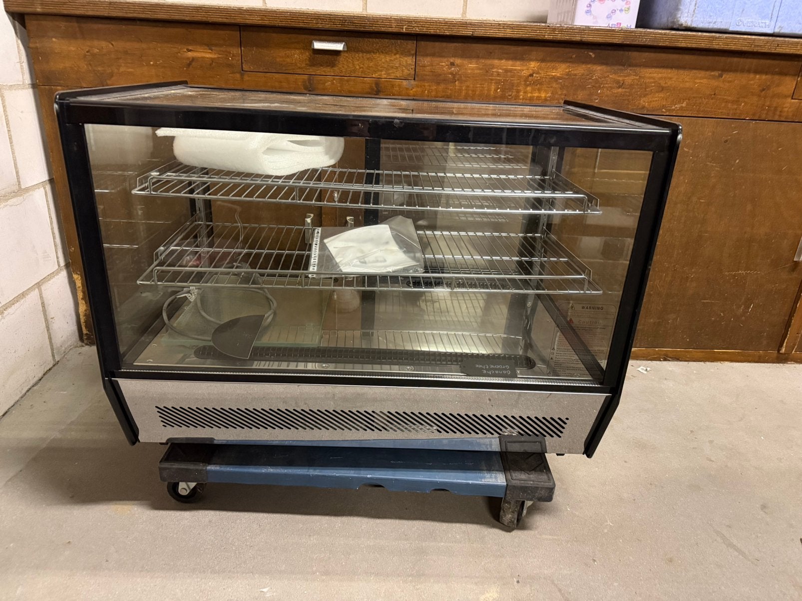Koel, Gebaksvitrine, Zonder vriesvak, 200 liter of meer, 60 cm of meer, Zo goed als nieuw