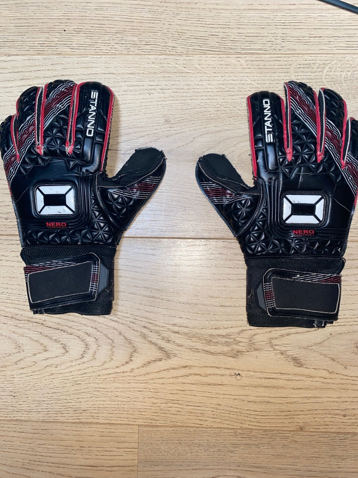 Stanno Nero Junior V keepershandschoenen, Ophalen, Gebruikt, Handschoenen