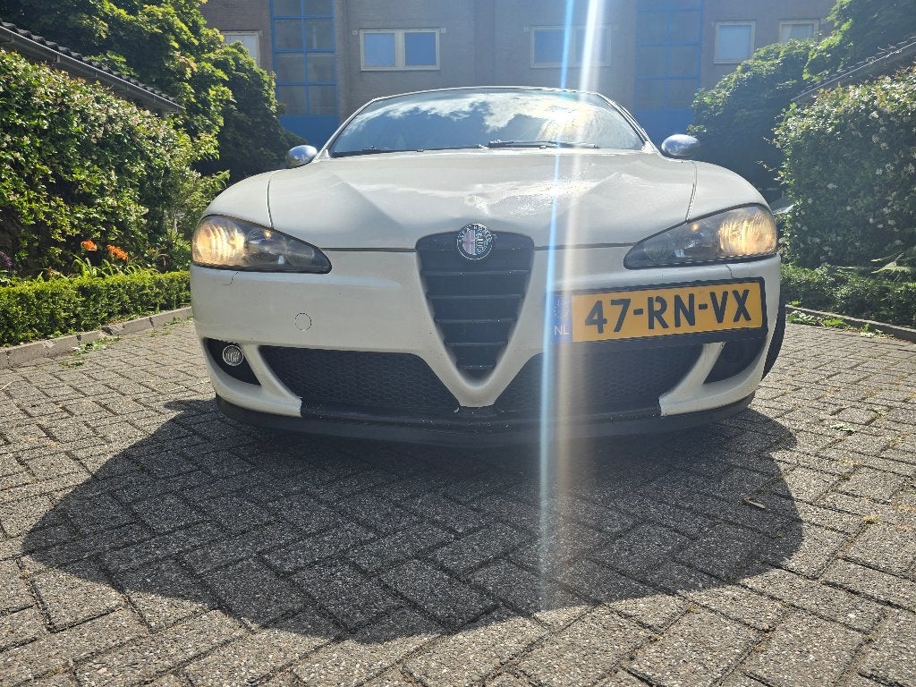Alfa Romeo 147 2.0 T.spark 16V  Nieuwe APK, Auto's, Voorwielaandrijving, 1165 kg, 400 kg, Wit