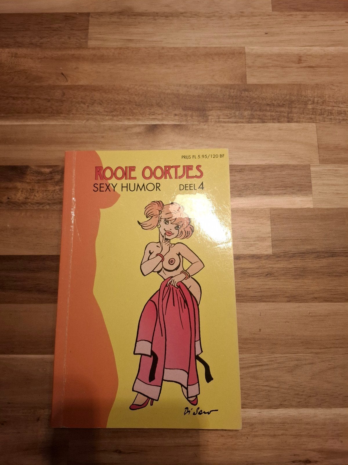 Rooie Oortjes Sexy Humor Deel 2, 4, 5, 6 en 8, Boeken, Meerdere stripboeken, Ophalen of Verzenden, Gelezen, Diverse auteurs
