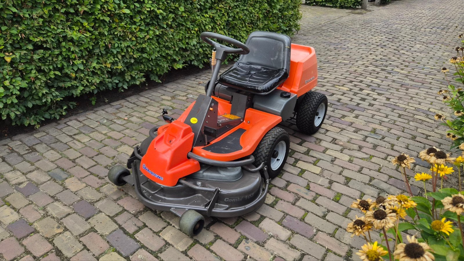 Husqvarna Rider 16 Zitmaaier - Goed Onderhouden, Ophalen of Verzenden, Gebruikt, Husqvarna, 90 tot 120 cm