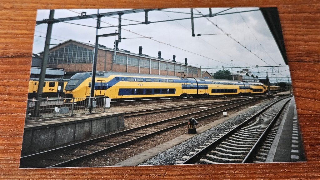 Foto TREIN NS Nederlandse Spoorwegen DDIRM 8230 Zwolle, Verzenden, Gebruikt, Trein, Overige typen