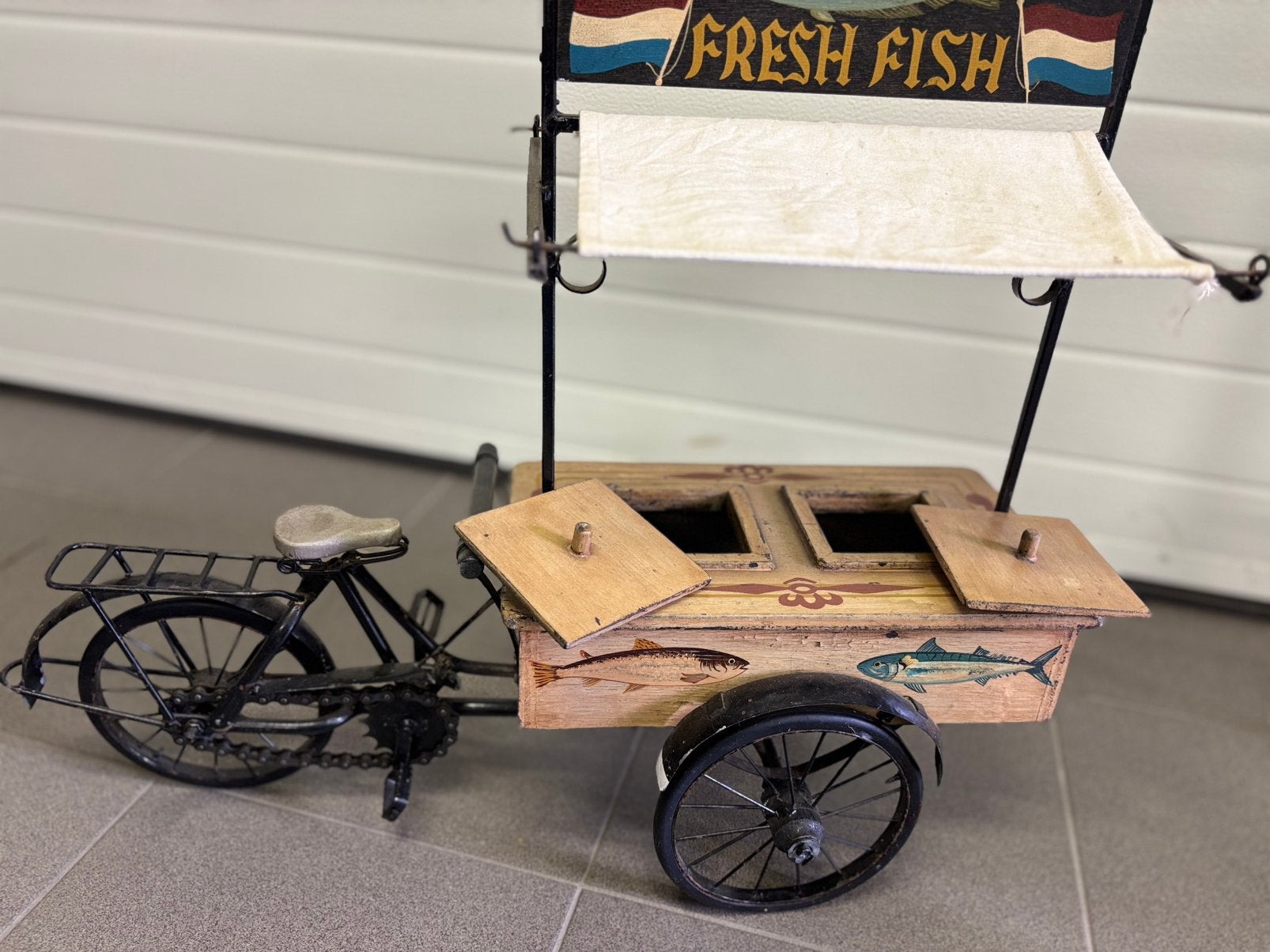 Uniek exemplaar. Een viskar als sierobject of voor viswinkel, Ophalen of Verzenden