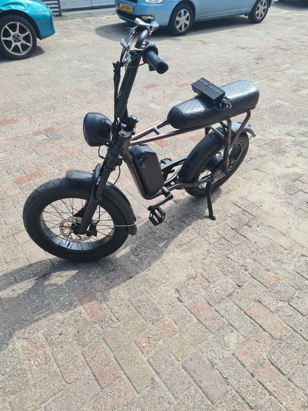 Een elektrische fatbike in zeer goede staat.