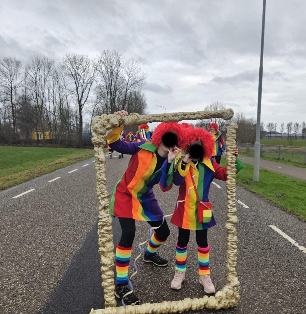 Carnavalskleding loopgroep kindermaten, Ophalen of Verzenden, Gebruikt, 134 t/m 140, Jongen of Meisje