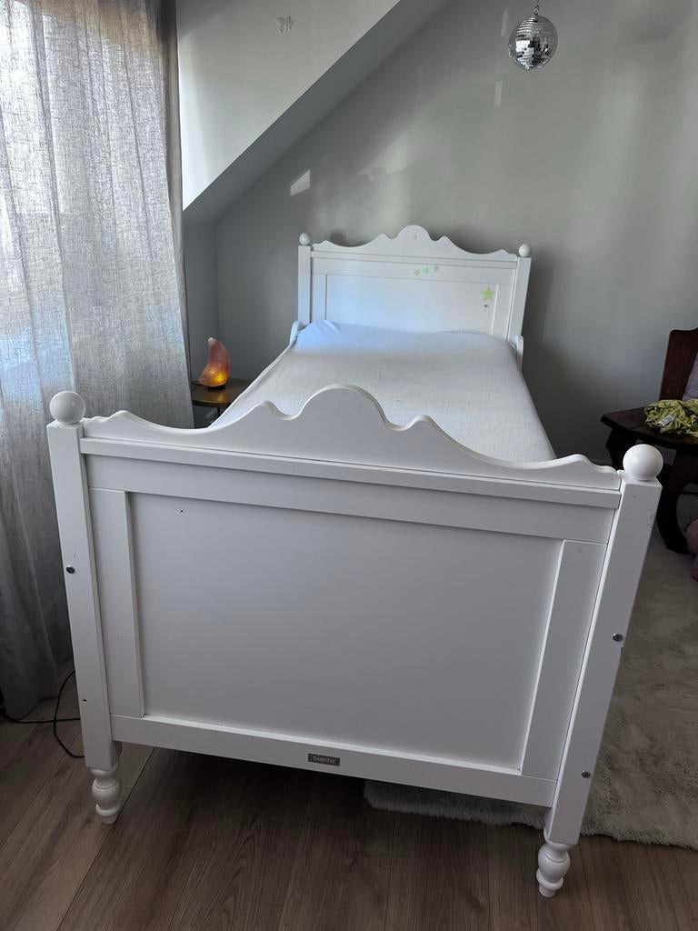 Wit kinderbed Bopita, Kinderen en Baby's, Kinderkamer | Bedden, Ophalen, 85 tot 100 cm, Gebruikt, Lattenbodem