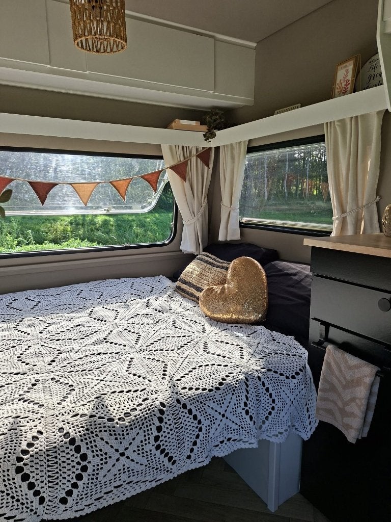 Foto 8 van Caravan IT oldtimer, volledig gerenoveerd! (BOVAG gekeurd)
