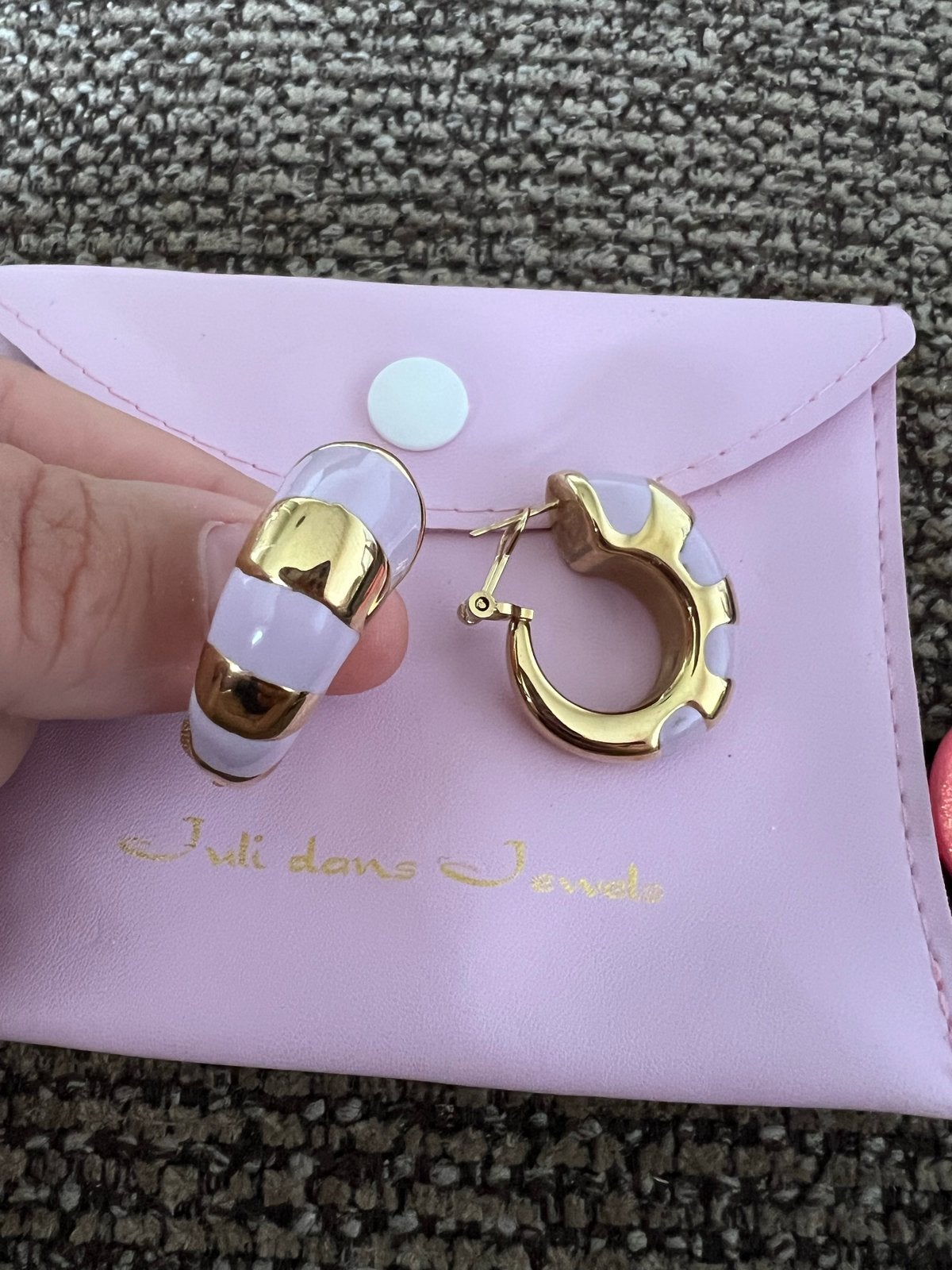 Juli dans Jewels Creolen Lila Goud, Hangers, Paars, Ophalen of Verzenden, Zo goed als nieuw