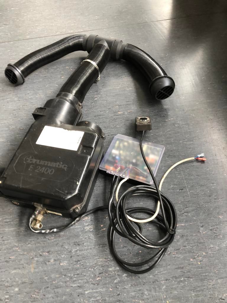 Te koop truma/trumatic e2400. Standkachel/gaskachel, Ophalen of Verzenden