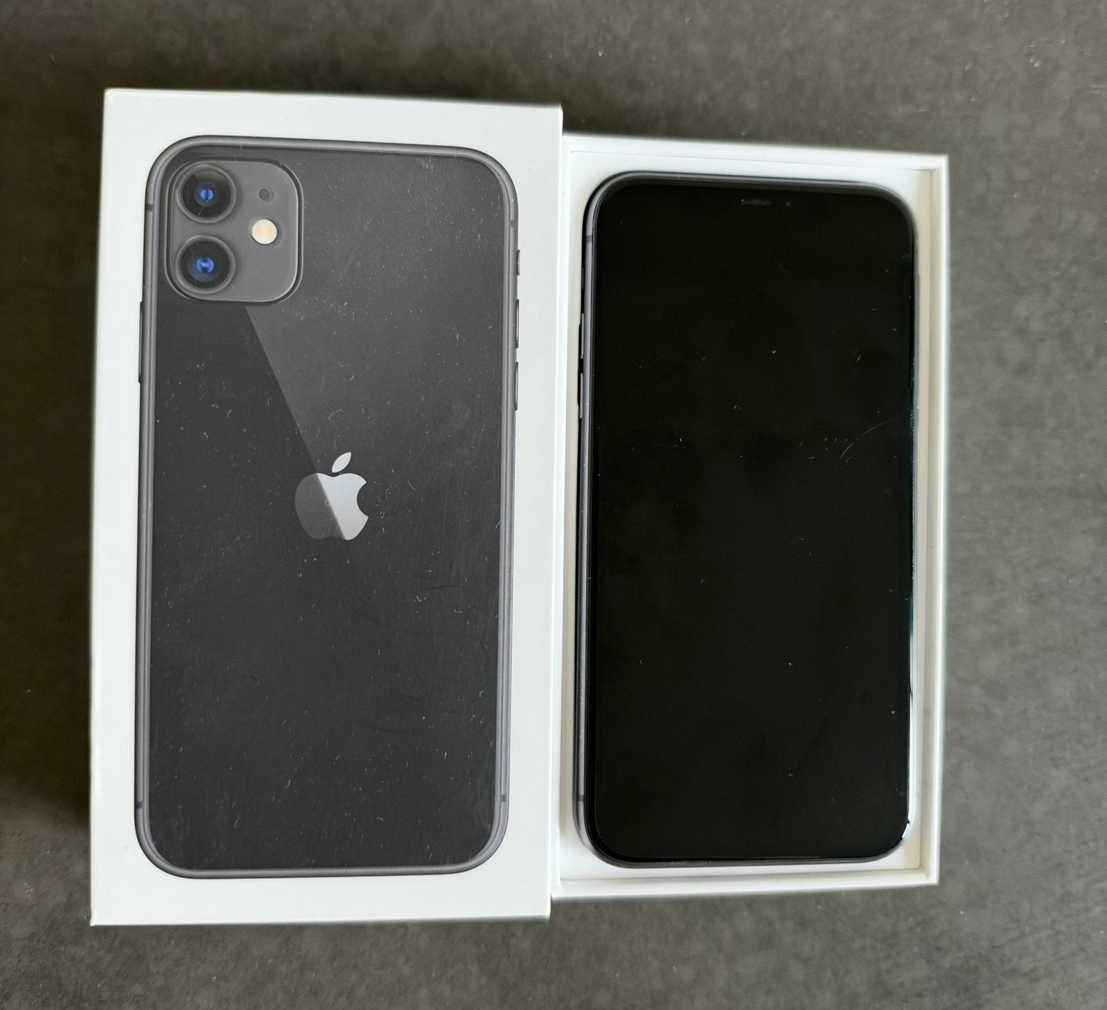 Apple iPhone 11 64GB BLACK, Zwart, Zo goed als nieuw, 64 GB, IPhone 11