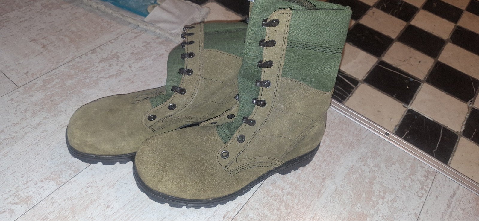 "jungle" boots KL, mt 265B, Verzamelen, Ophalen of Verzenden, Landmacht, Nederland