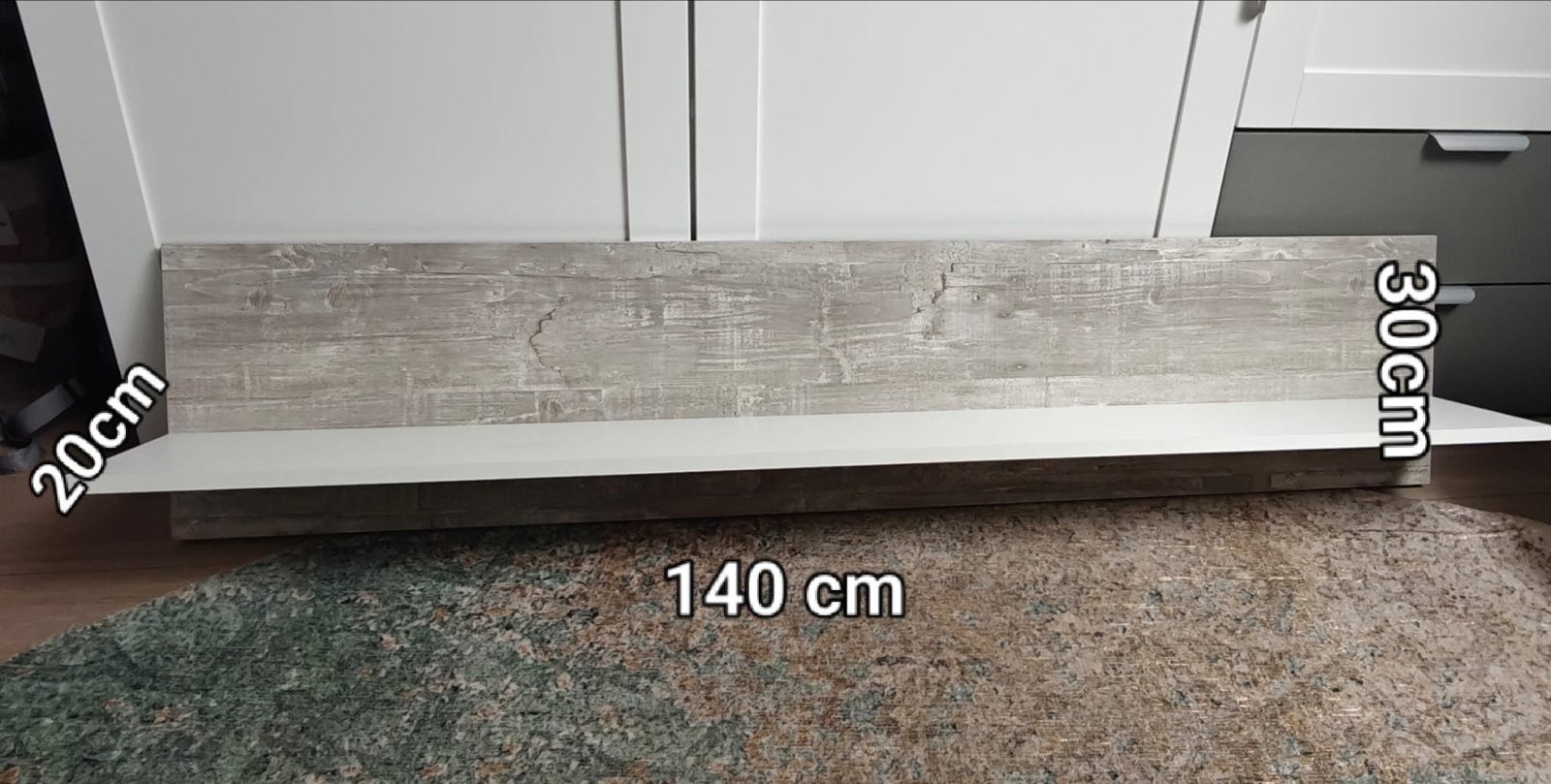 Wandplank met betonlook en witte plank - 140 cm, Ophalen, Zo goed als nieuw