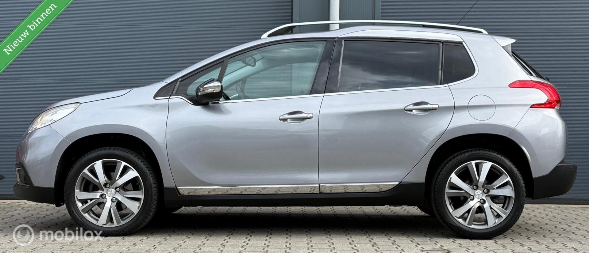 Peugeot 2008 1.6 VTi Allure Pano.dak/Trekhaak/Clima/Cruise, Auto's, Peugeot, Voorwielaandrijving, Euro 5, Gebruikt, 4 cilinders
