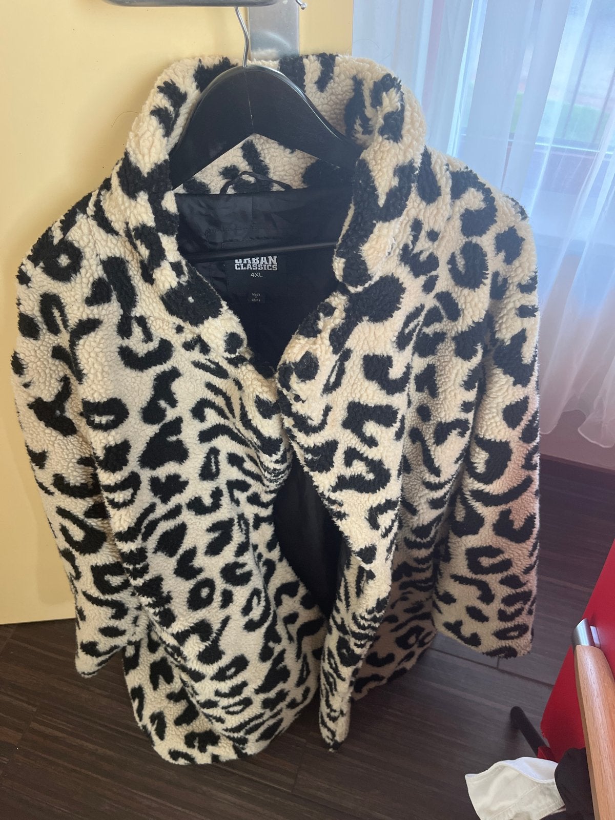 Urban Classics Leopard Print Teddy Jas 4XL, Kleding | Dames, Jassen | Winter, Ophalen of Verzenden, Zo goed als nieuw, Maat 46/48 (XL) of groter