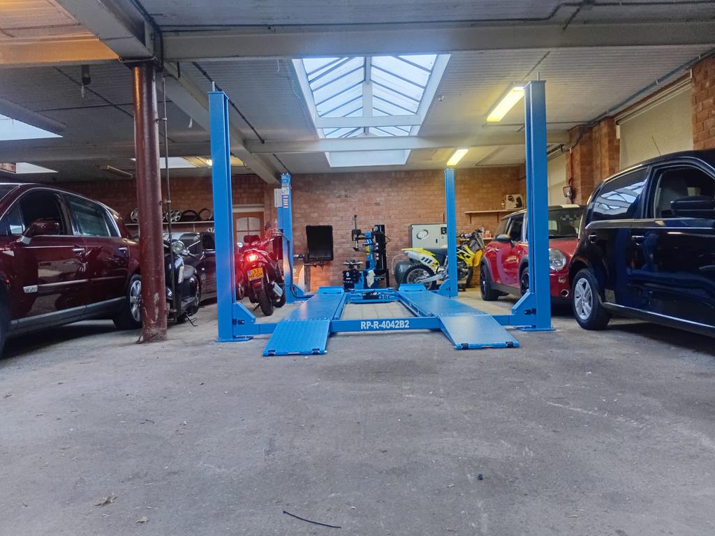 Banden alle maten  voor zeer scherpe prijzen roosendaal, Auto-onderdelen, Ophalen of Verzenden, Nieuw, Zomerbanden, Band(en)
