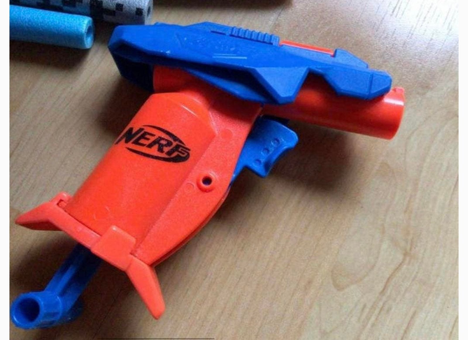 Nerf Pistool met meer peiltjes 🌺 als op de foto, Ophalen of Verzenden, Zo goed als nieuw
