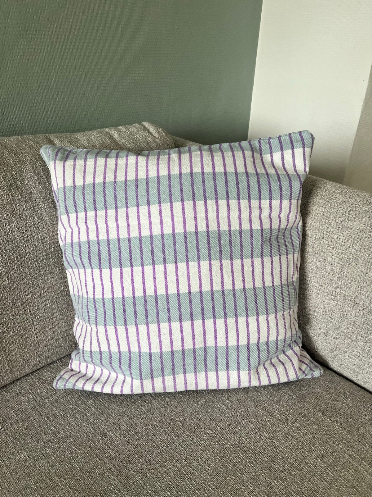 Hema Kussenhoes 50x50cm - Paars/Wit/Groen Geruit, Nieuw, Ophalen of Verzenden, Wasbaar, Meerkleurig