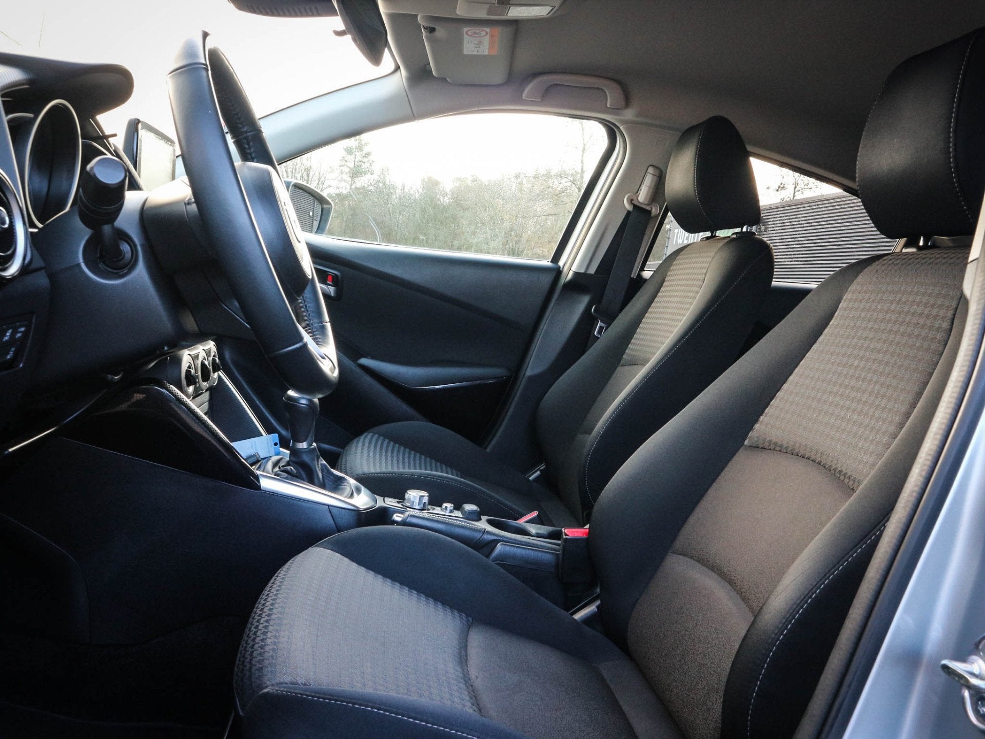 Mazda 2 1.5 Skyactiv-G Sport Selected | Clima | Cruise | Nav, Auto's, Voorwielaandrijving, Stof, Origineel Nederlands, Bedrijf