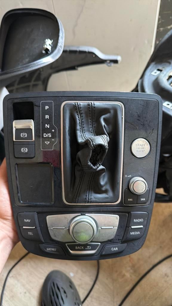 Audi A3 8V MMI bedieningspaneel + pookhoes + start/stop knop, Auto-onderdelen, Ophalen of Verzenden, Audi