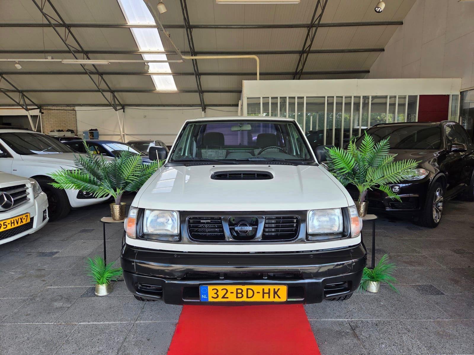 Nissan Pick-up 2.5 TDi 4x4 King Cab 2002 NAP!, Auto's, Gebruikt, Overige modellen, Origineel Nederlands, Vierwielaandrijving
