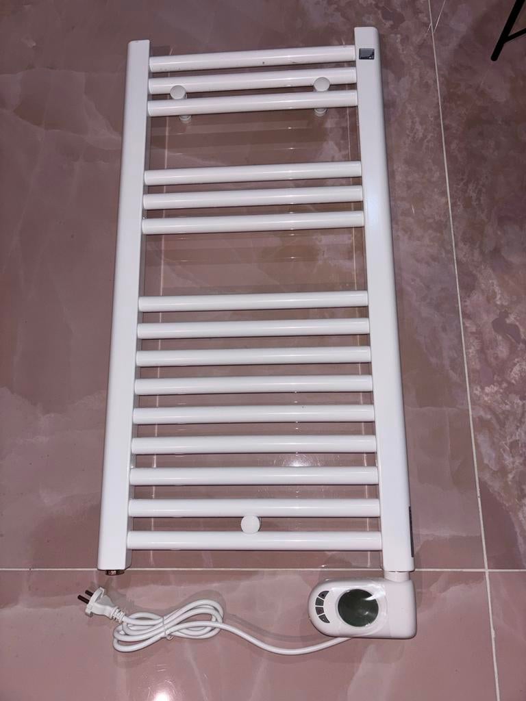 ZEHNDER ELEKTRISCHE RADIATOR - NIEUW, 500 tot 800 watt, Hoog rendement (Hr), Radiator, Nieuw