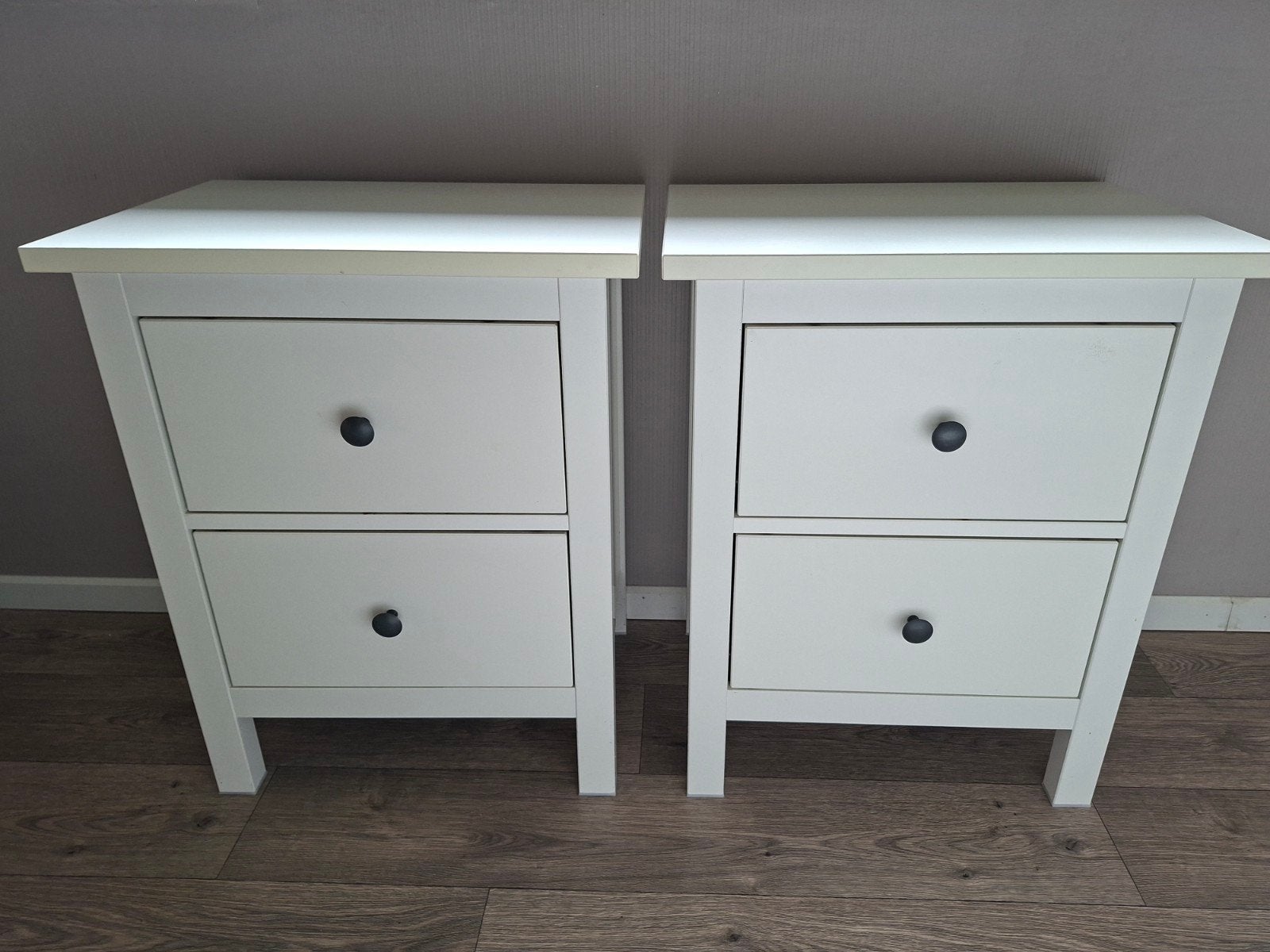 hemnes nachtkastjes, Ophalen, Zo goed als nieuw