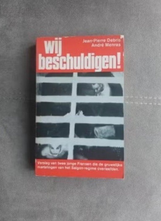Wij beschuldigen! (True Crime) door J.P. Debris, Gelezen, Ophalen of Verzenden, J.P. Debris, Overige