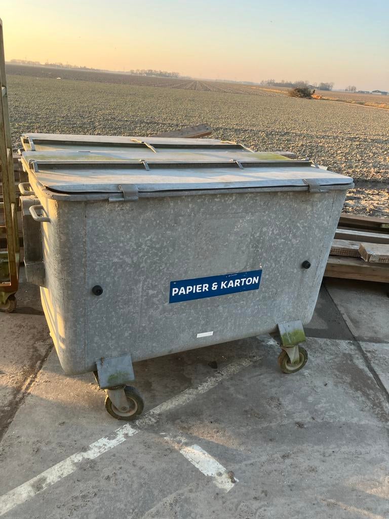 Afvalcontainer 1100 staal, Huis en Inrichting, Woonaccessoires | Prullenbakken, Gebruikt, Rvs, 75 cm of meer, 40 liter of meer
